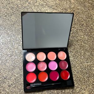 Ish Lip Statement Palette
